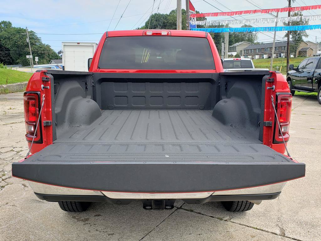 Used 2026 RAM 2500 Big Horn AWD/4WD image 9