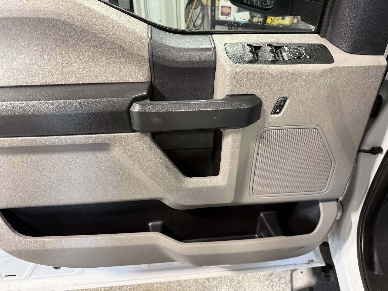 Used 2022 Ford F350 XL w/ Power Equipment Group AWD/4WD image 13