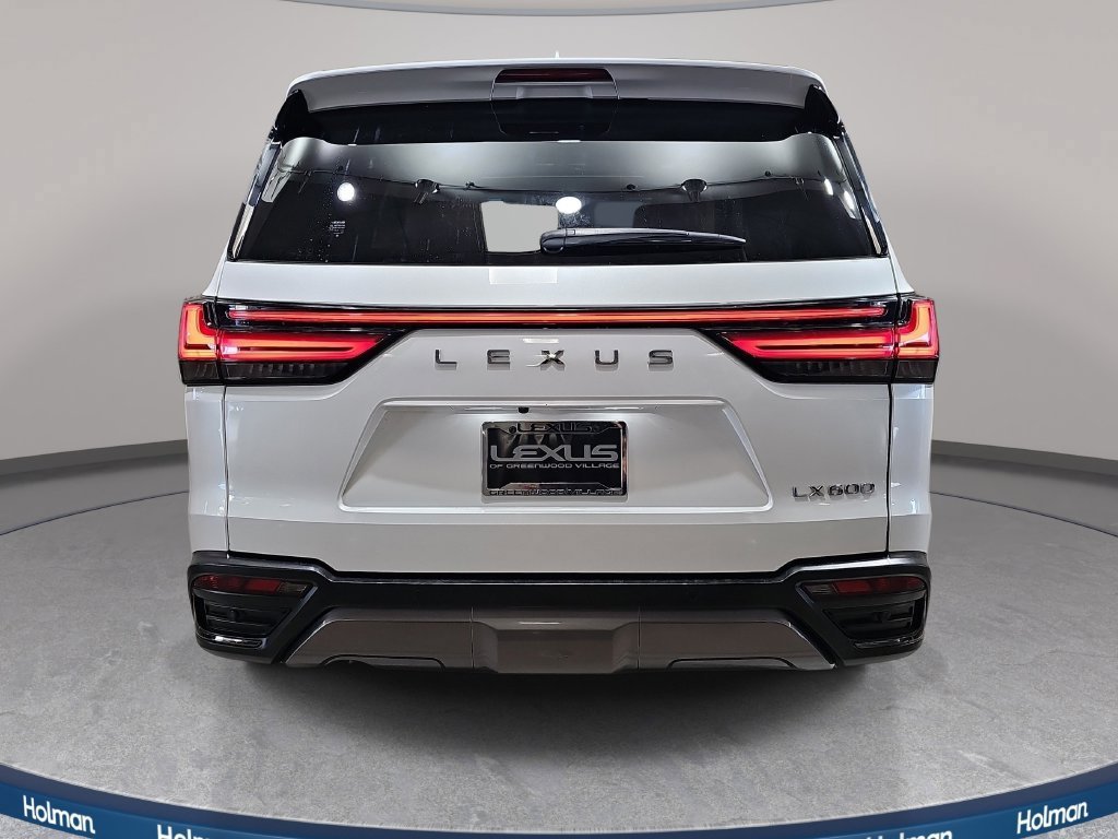Used 2022 Lexus LX 600 4WD w/ Appearance Package image 7
