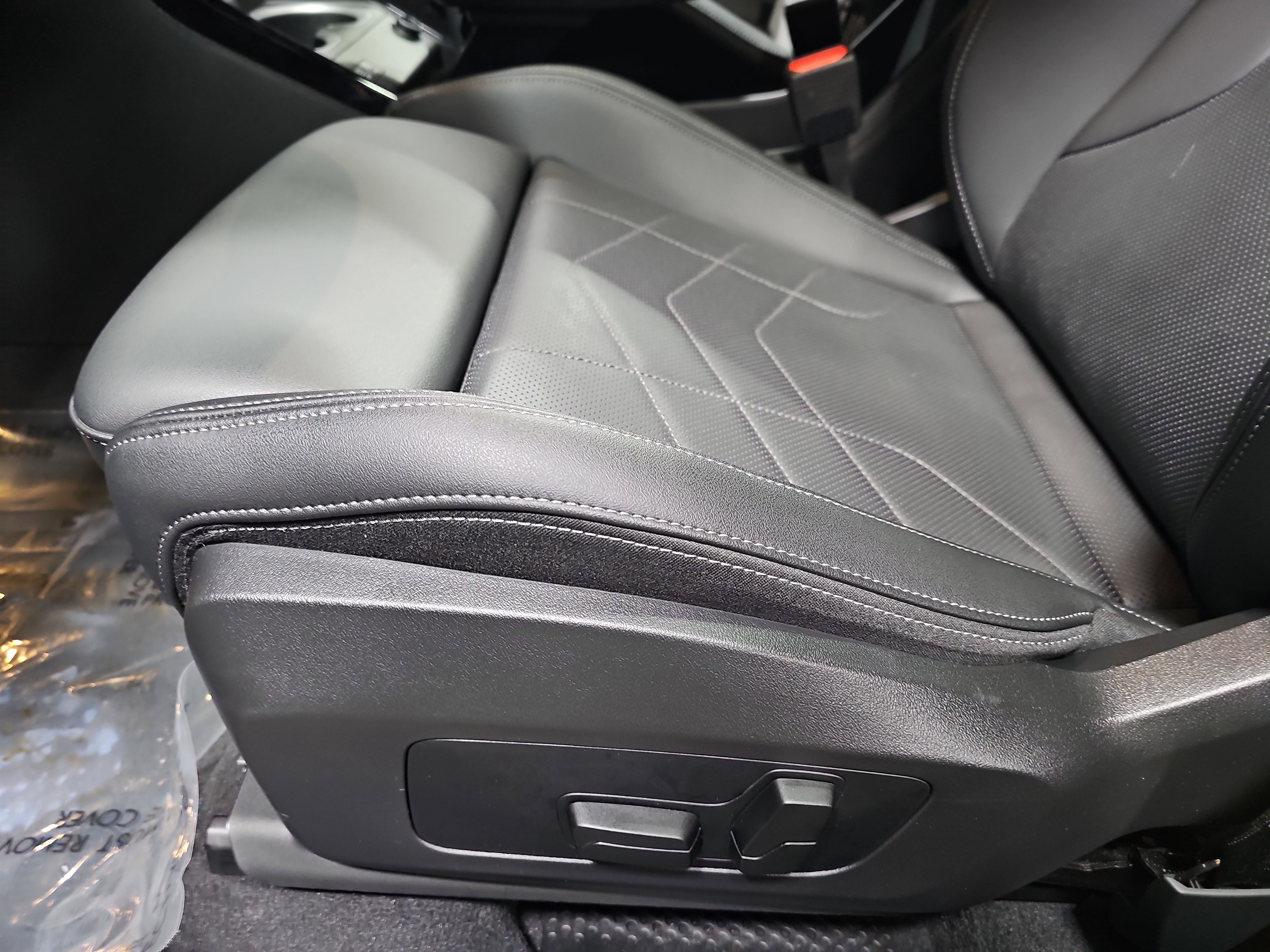 Certified 2025 BMW X1 xDrive28i image 30