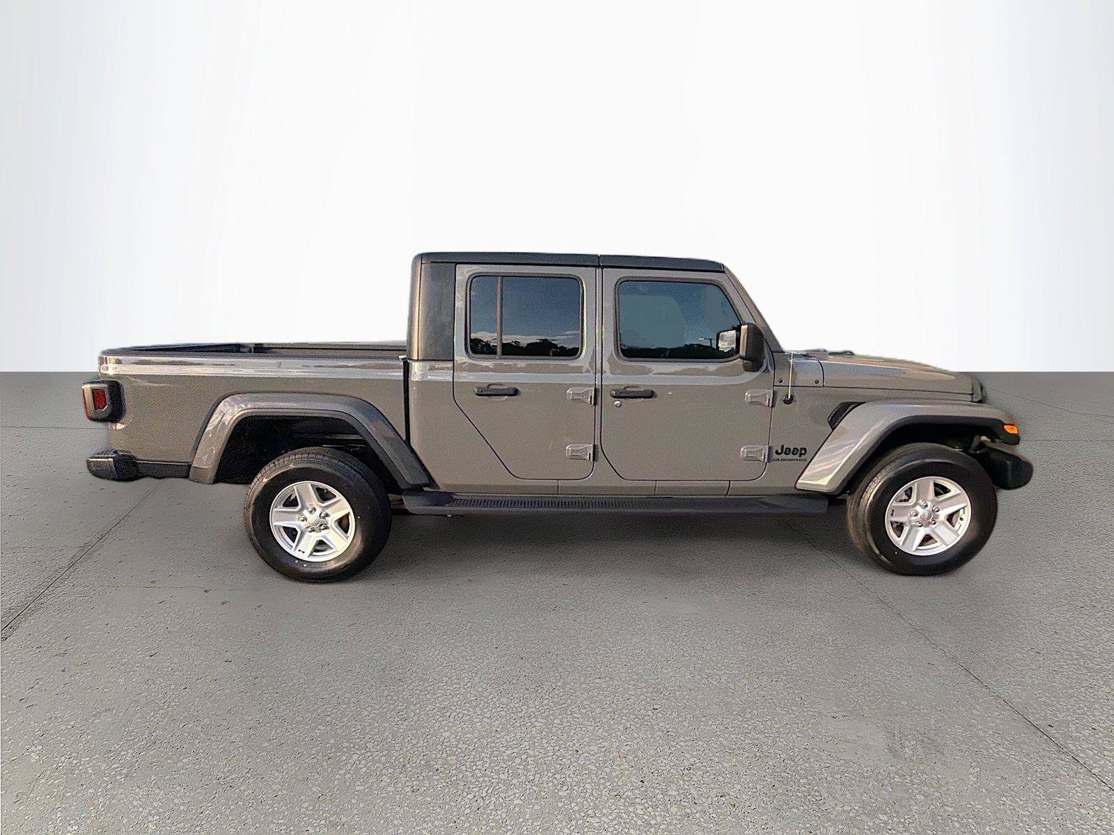 Used 2020 Jeep Gladiator Sport w/ Quick Order Package 24S AWD/4WD image 3
