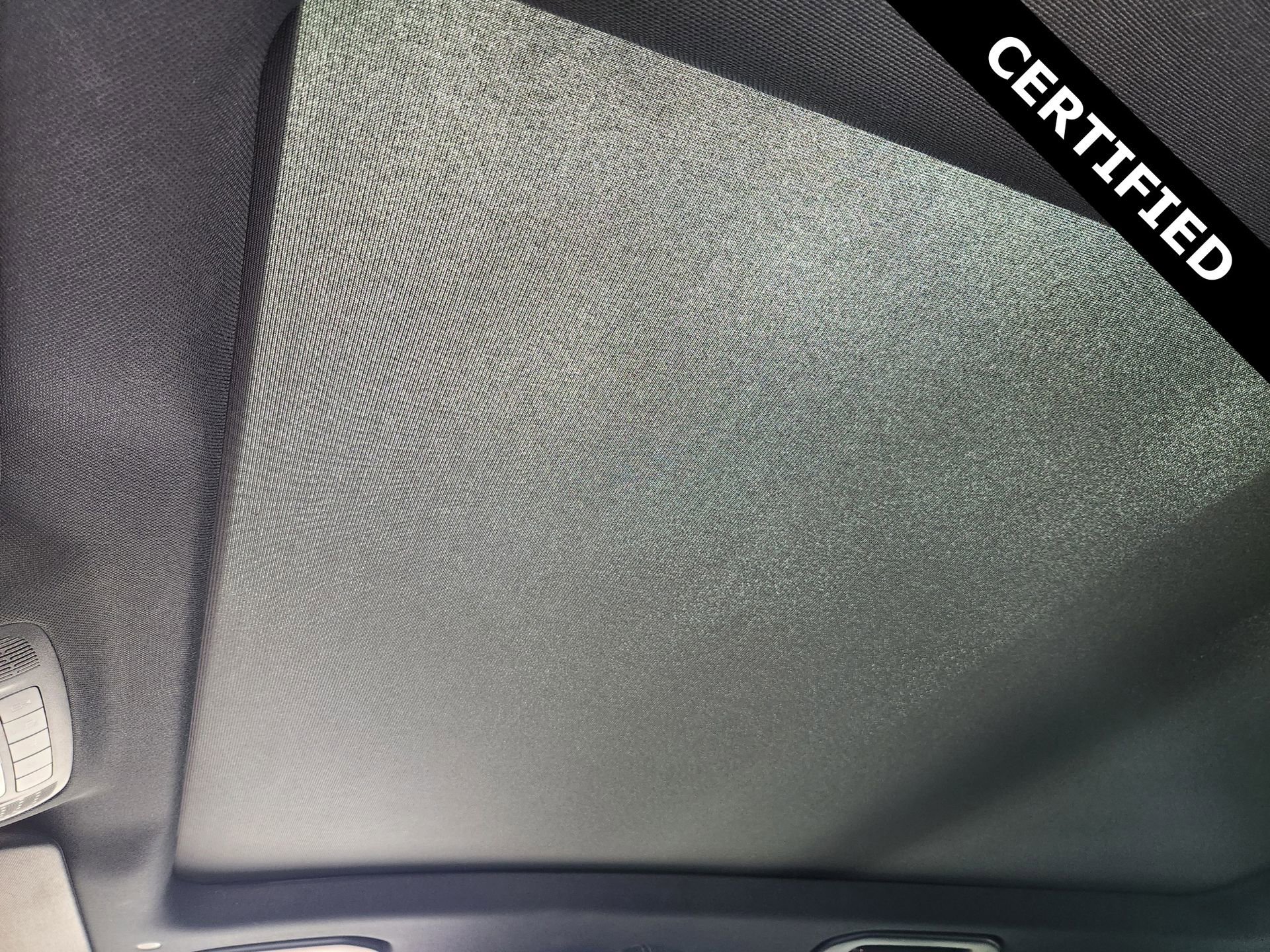 Certified 2022 Mercedes-Benz GLE 350 w/ AMG Line Interior image 26