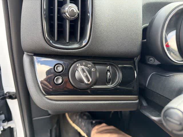 Used 2019 MINI Cooper Countryman ALL4 AWD/4WD image 24