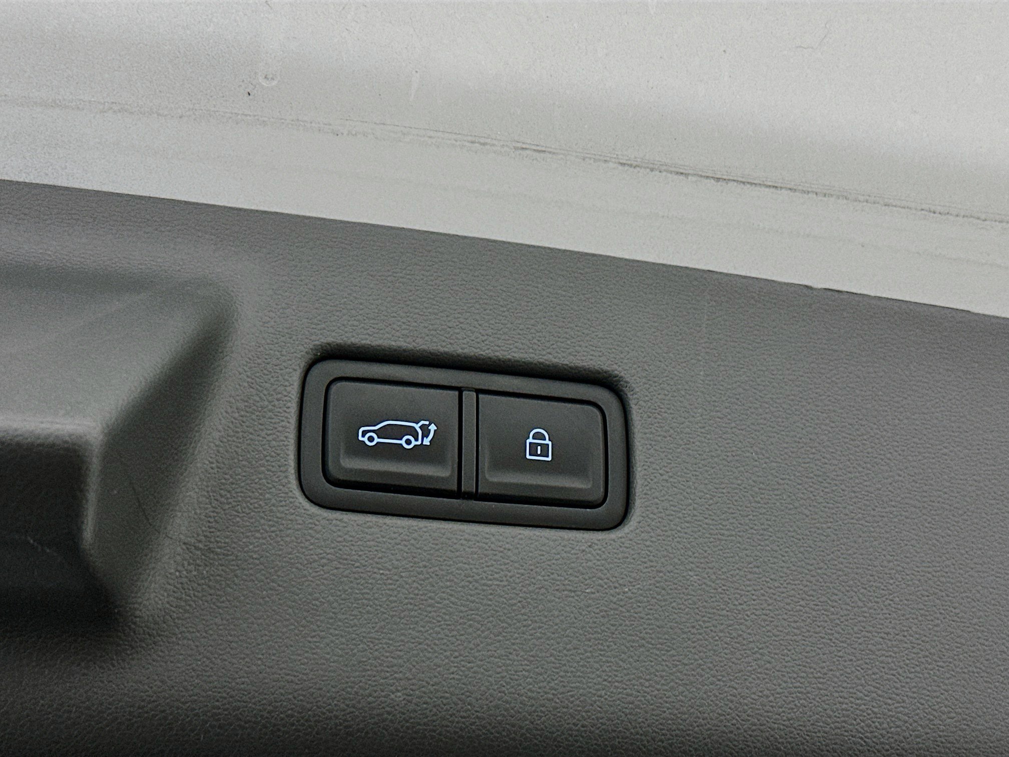 Used 2025 Hyundai Santa Fe SEL image 32