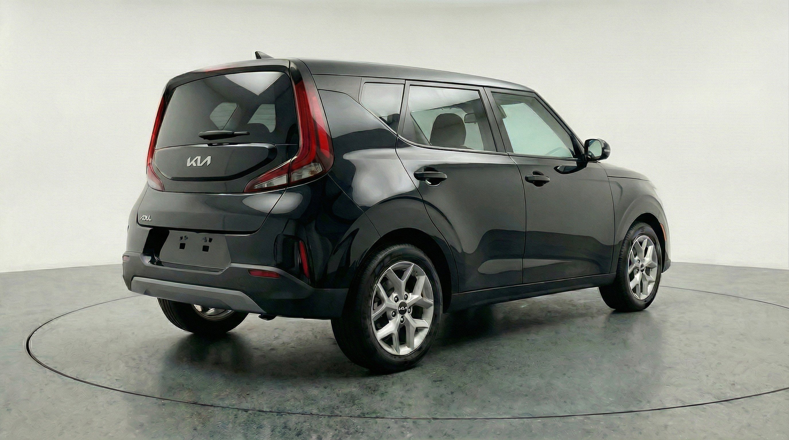 Used 2025 Kia Soul LX w/ LX Technology Package image 9