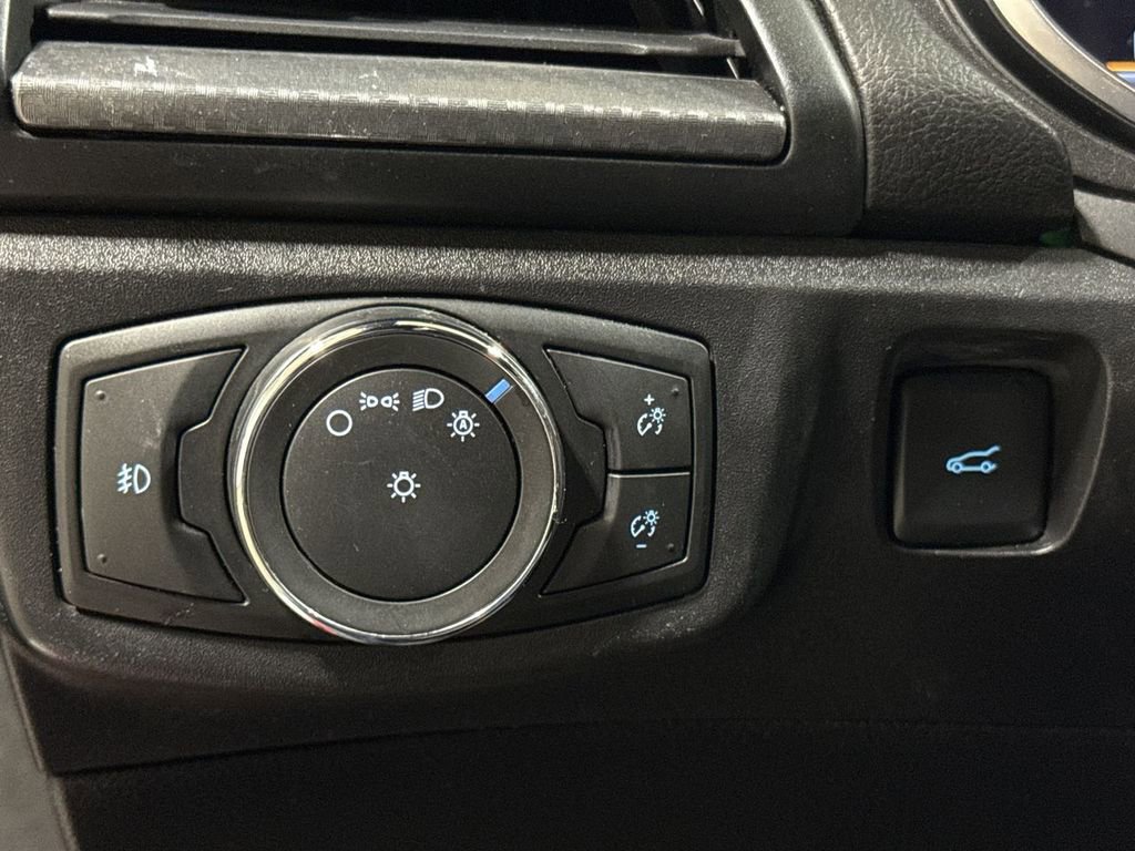 Used 2017 Ford Fusion Sport w/ Equipment Group 401A AWD/4WD image 18