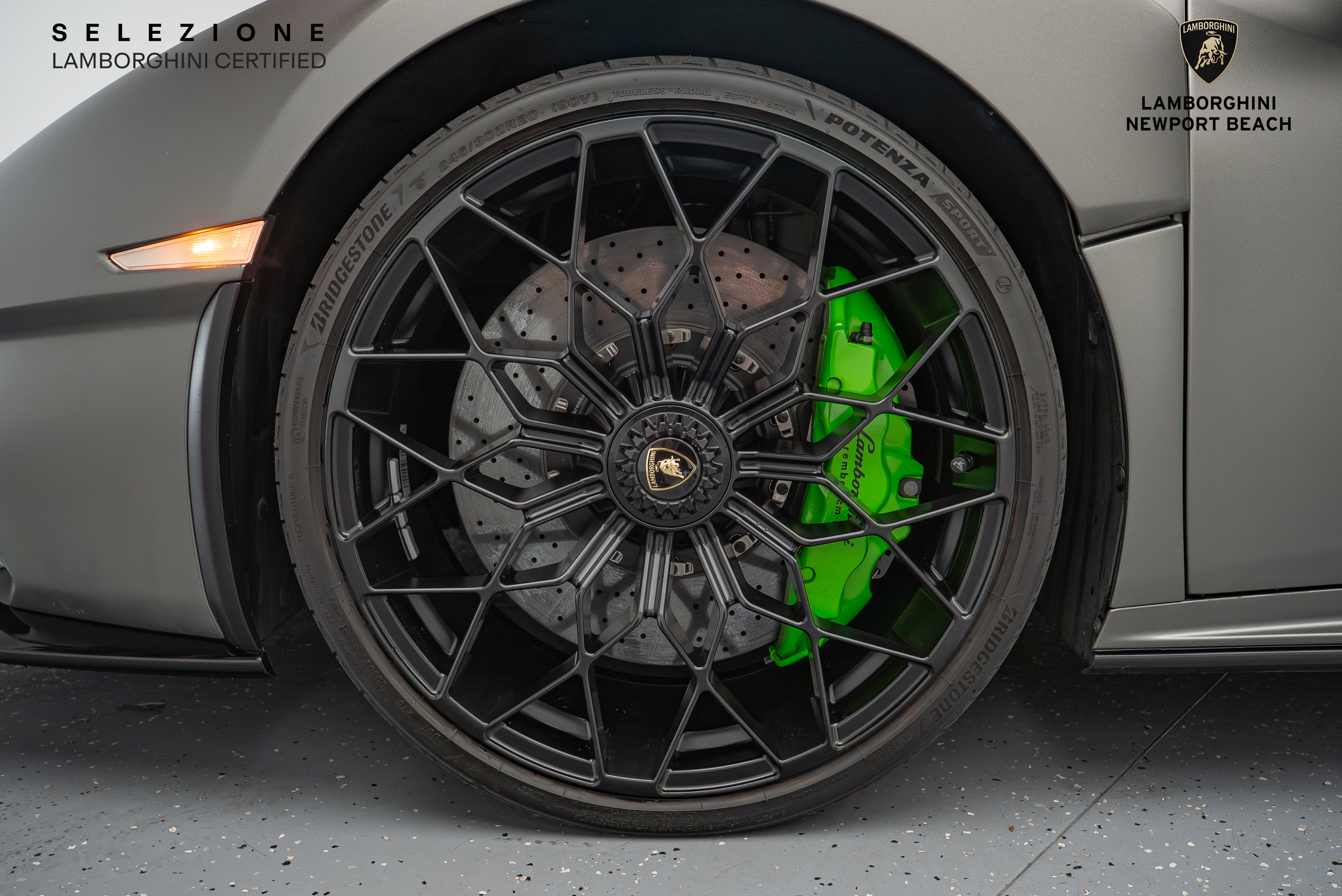 Used 2023 Lamborghini Huracan STO image 39