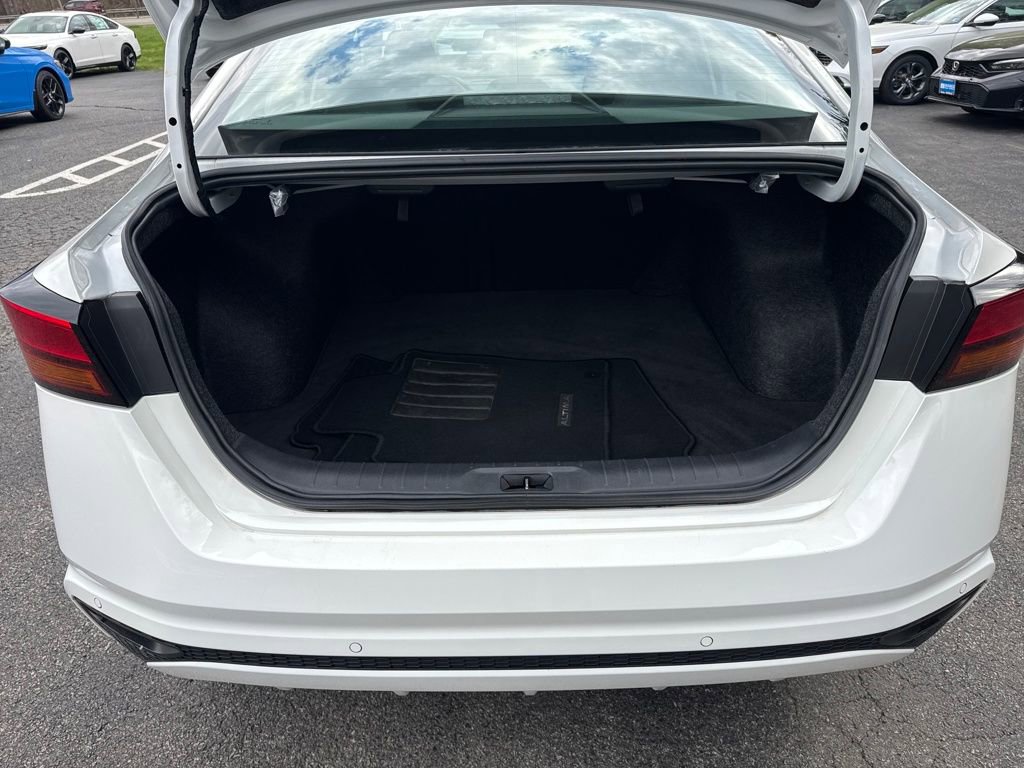 Used 2025 Nissan Altima 2.5 SV image 28