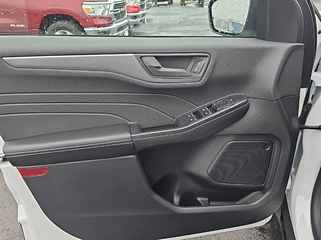 New 2026 Ford Escape Active image 7