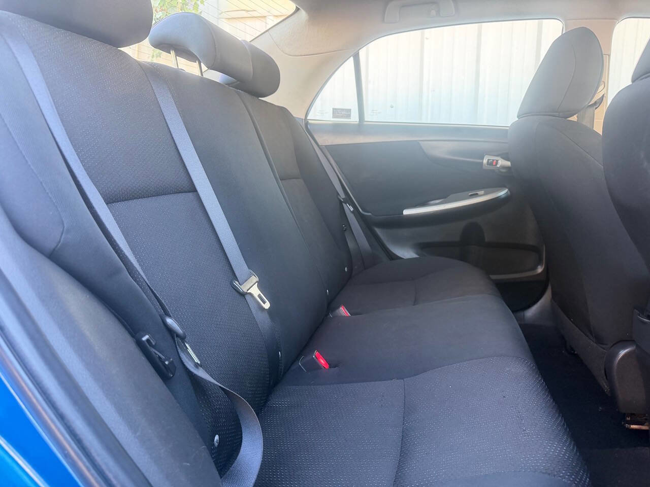 Used 2010 Toyota Corolla S image 19
