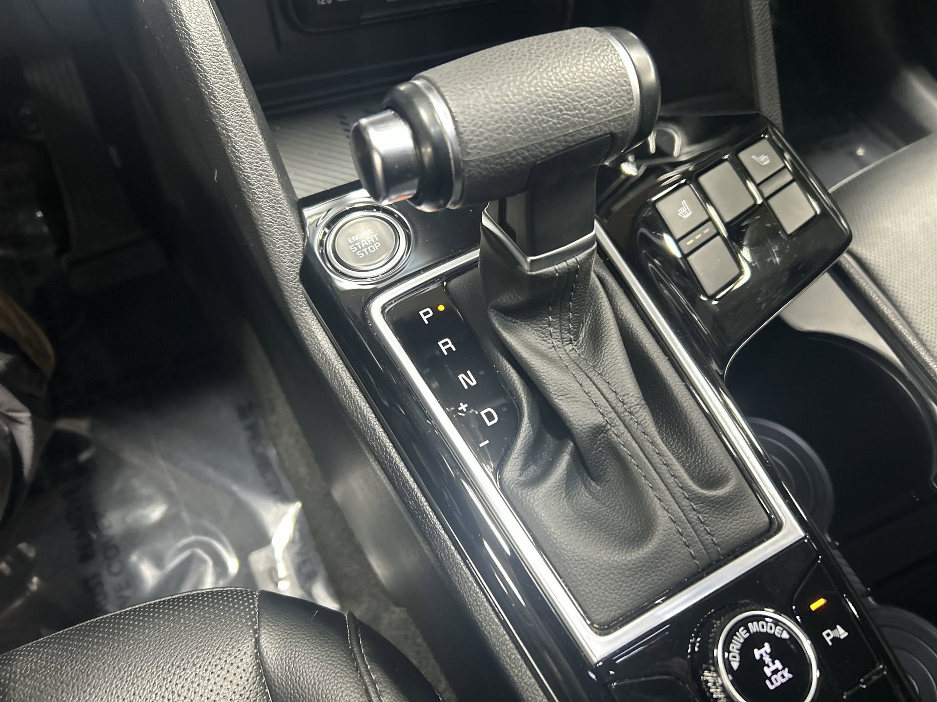 Used 2024 Kia Sportage X-Line w/ X-Line Premium Package image 17