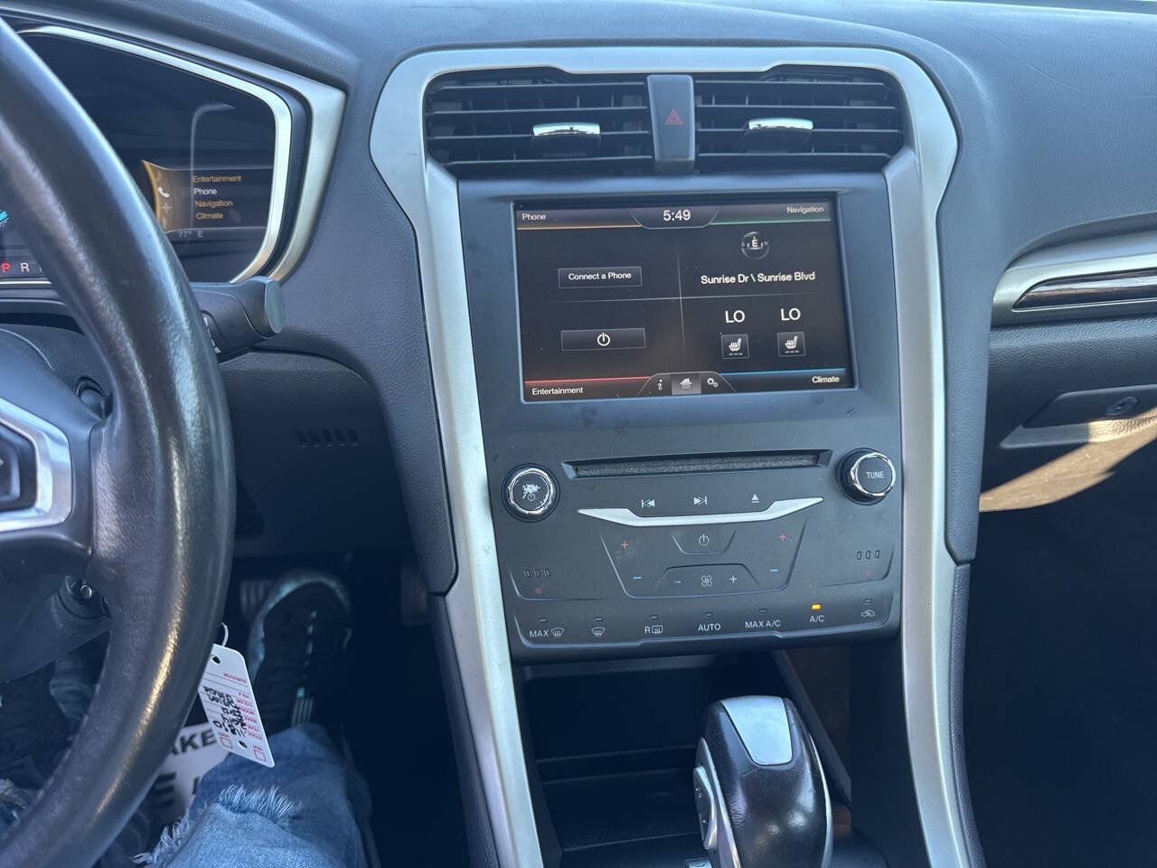Used 2014 Ford Fusion SE w/ Equipment Group 202A FWD image 22