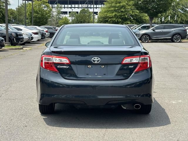 Used 2014 Toyota Camry SE FWD image 3