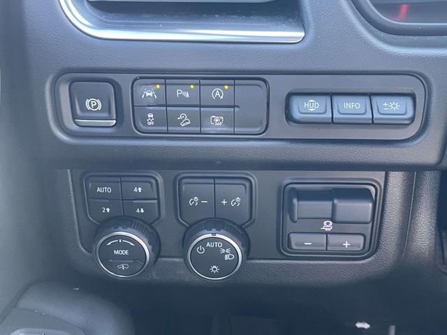 Used 2024 Chevrolet Tahoe High Country image 27