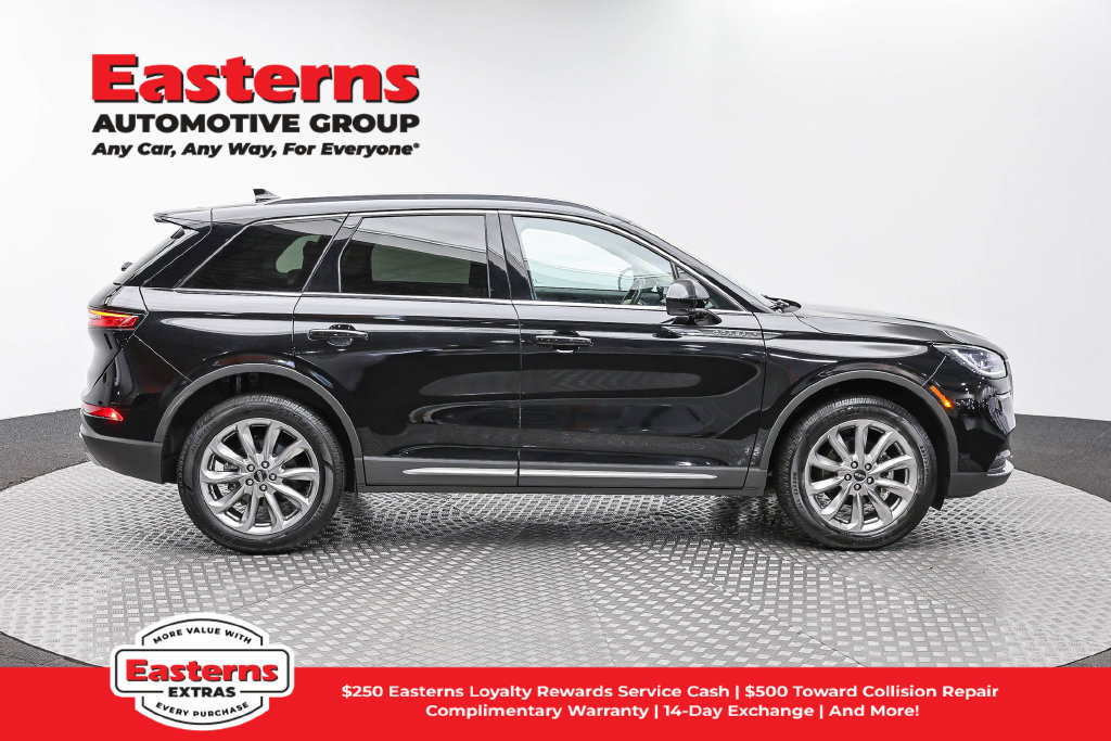 Used 2022 Lincoln Corsair FWD w/ Premium Package image 5