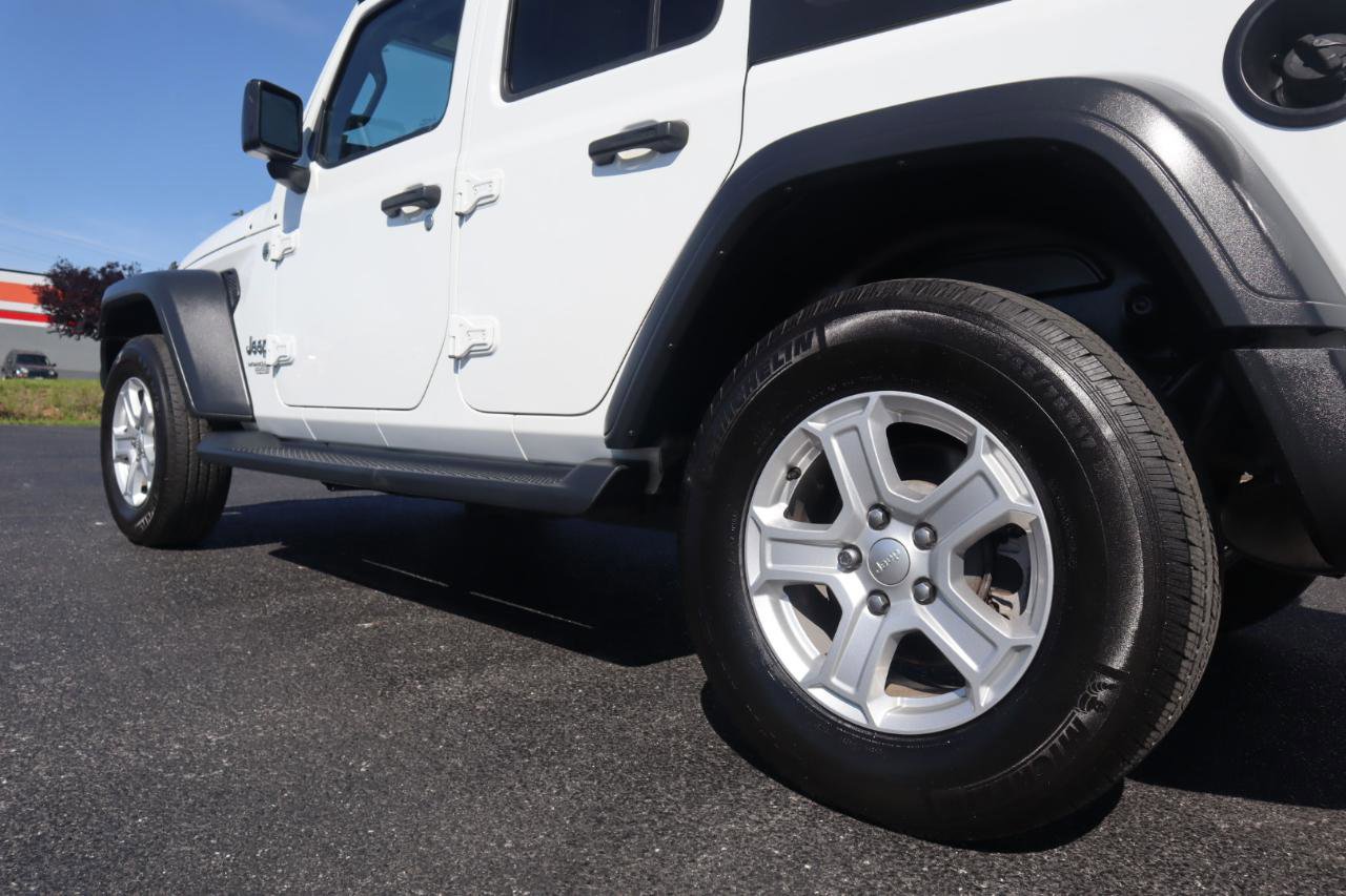 Used 2018 Jeep Wrangler Unlimited Sport S AWD/4WD image 25