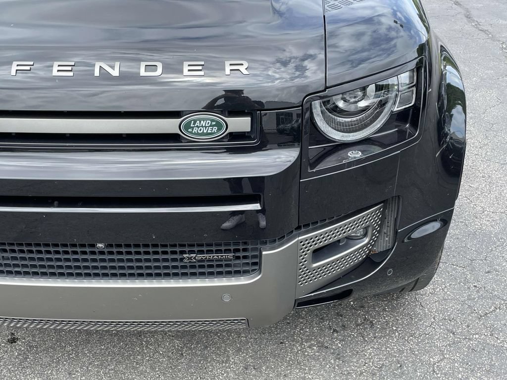 Used 2023 Land Rover Defender 110 X-Dynamic SE AWD/4WD image 7