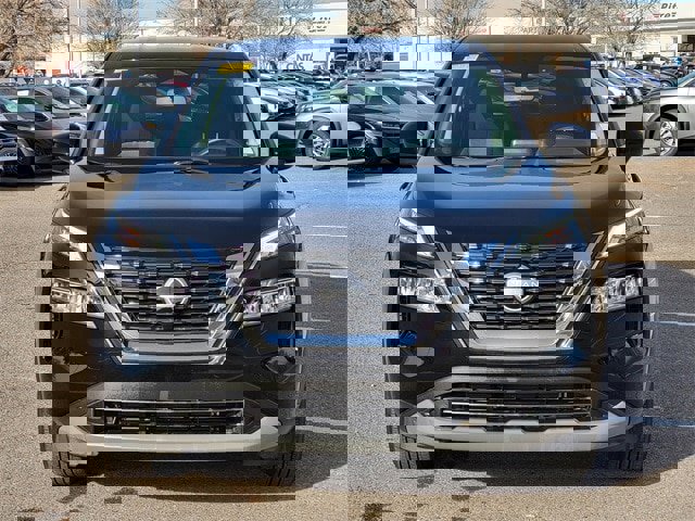 Certified 2023 Nissan Rogue SV image 9