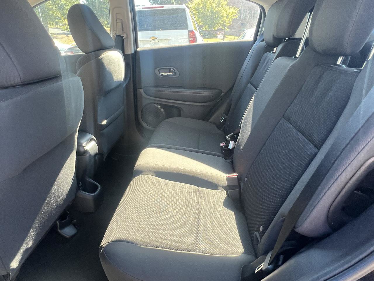 Used 2019 Honda HR-V LX image 11