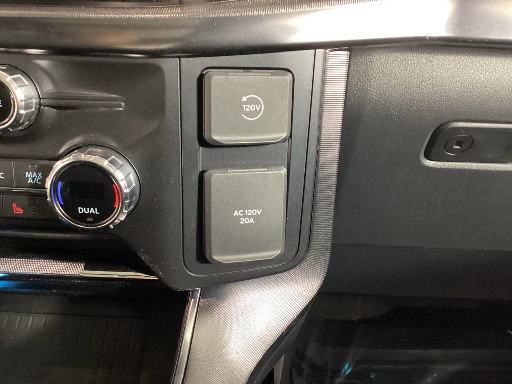 Used 2021 Ford F150 Platinum image 35