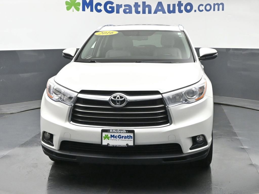 Used 2016 Toyota Highlander XLE AWD/4WD image 5
