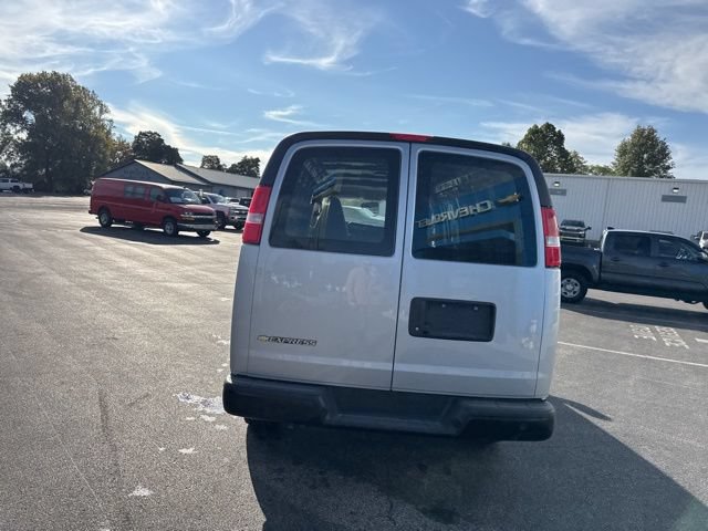 Used 2025 Chevrolet Express 2500 Extended w/ Driver Convenience Package RWD image 10