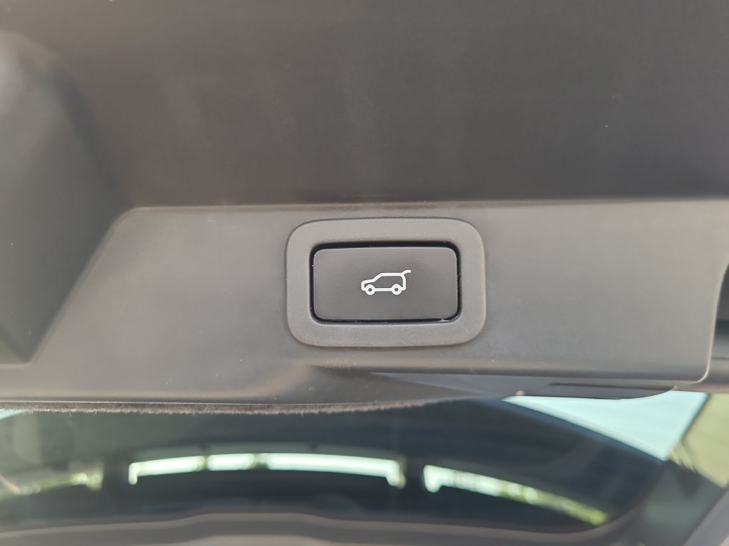 Used 2020 Land Rover Range Rover Sport HSE AWD/4WD image 12