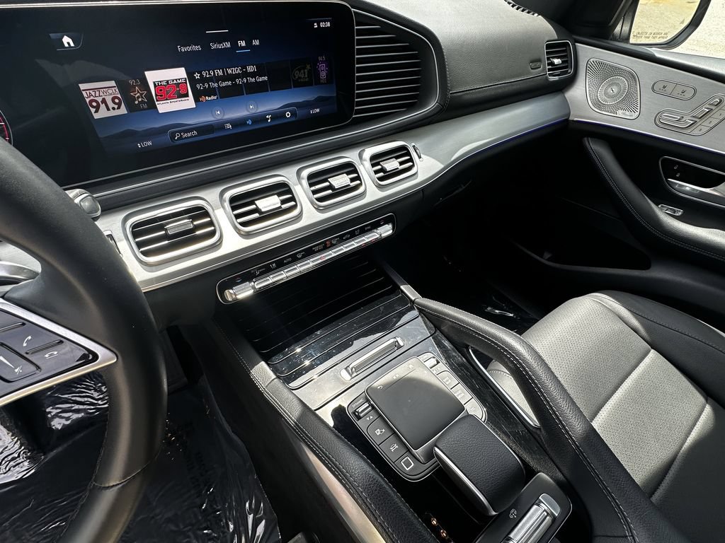 Certified 2025 Mercedes-Benz GLS 450 4MATIC image 32