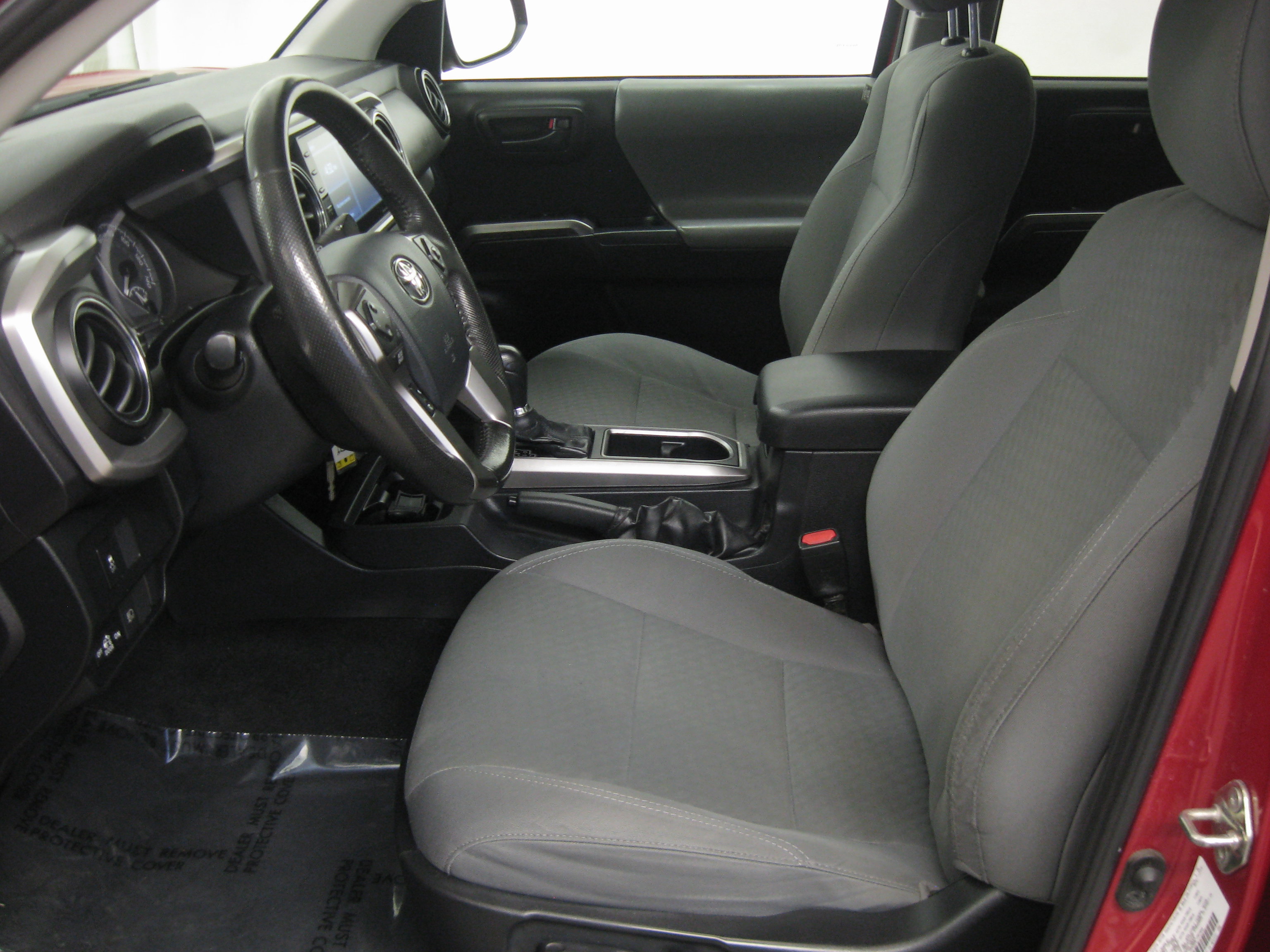 Used 2020 Toyota Tacoma SR5 image 7