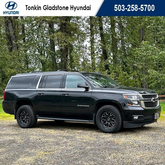 Used 2019 Chevrolet Suburban LT image 1