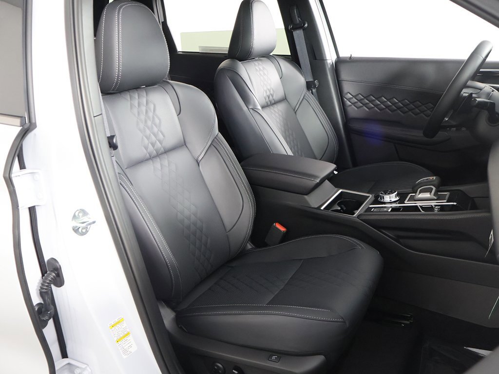 New 2025 Mitsubishi Outlander SEL Black Edition image 33