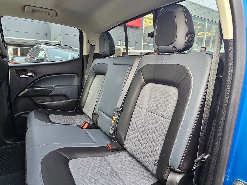 Used 2022 Chevrolet Colorado Z71 w/ Safety Package image 16