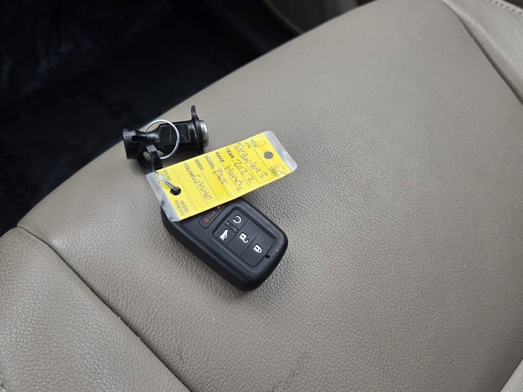 Certified 2022 Honda Pilot Touring image 22