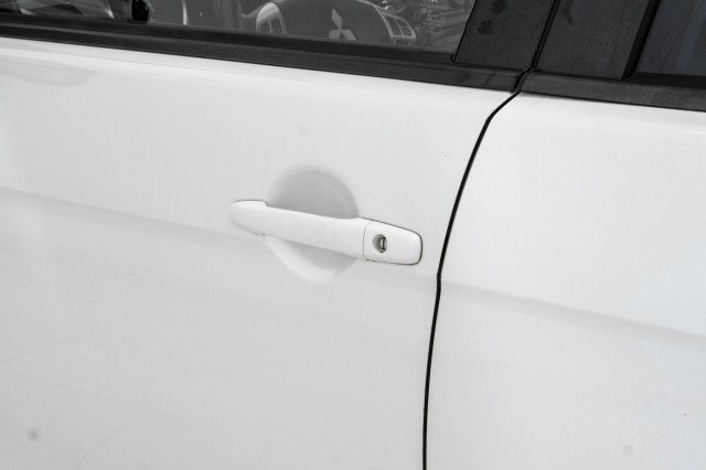 Used 2016 Mitsubishi Lancer ES FWD image 33