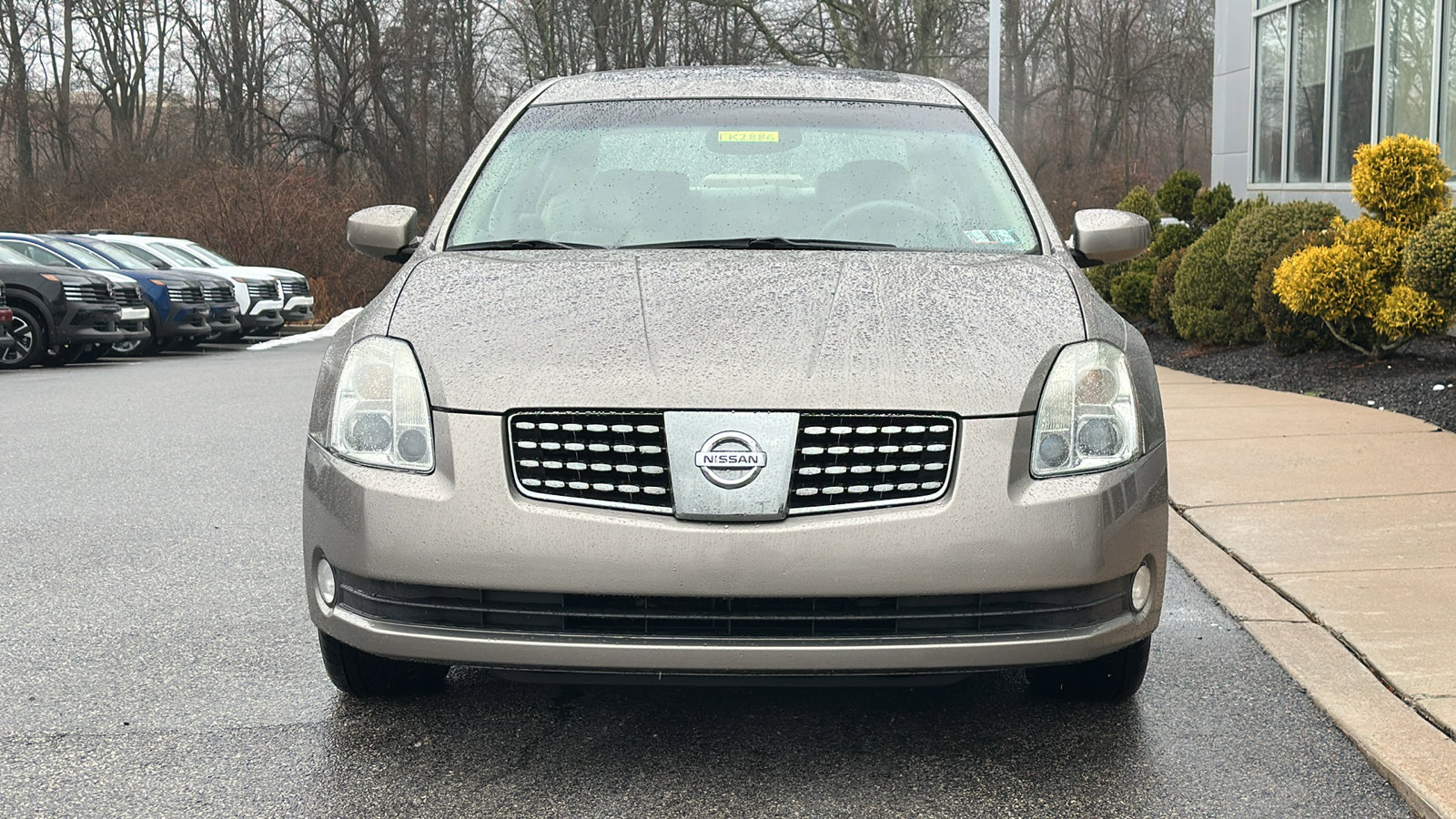 Used 2004 Nissan Maxima 3.5 SL w/ Navigation System Pkg image 3
