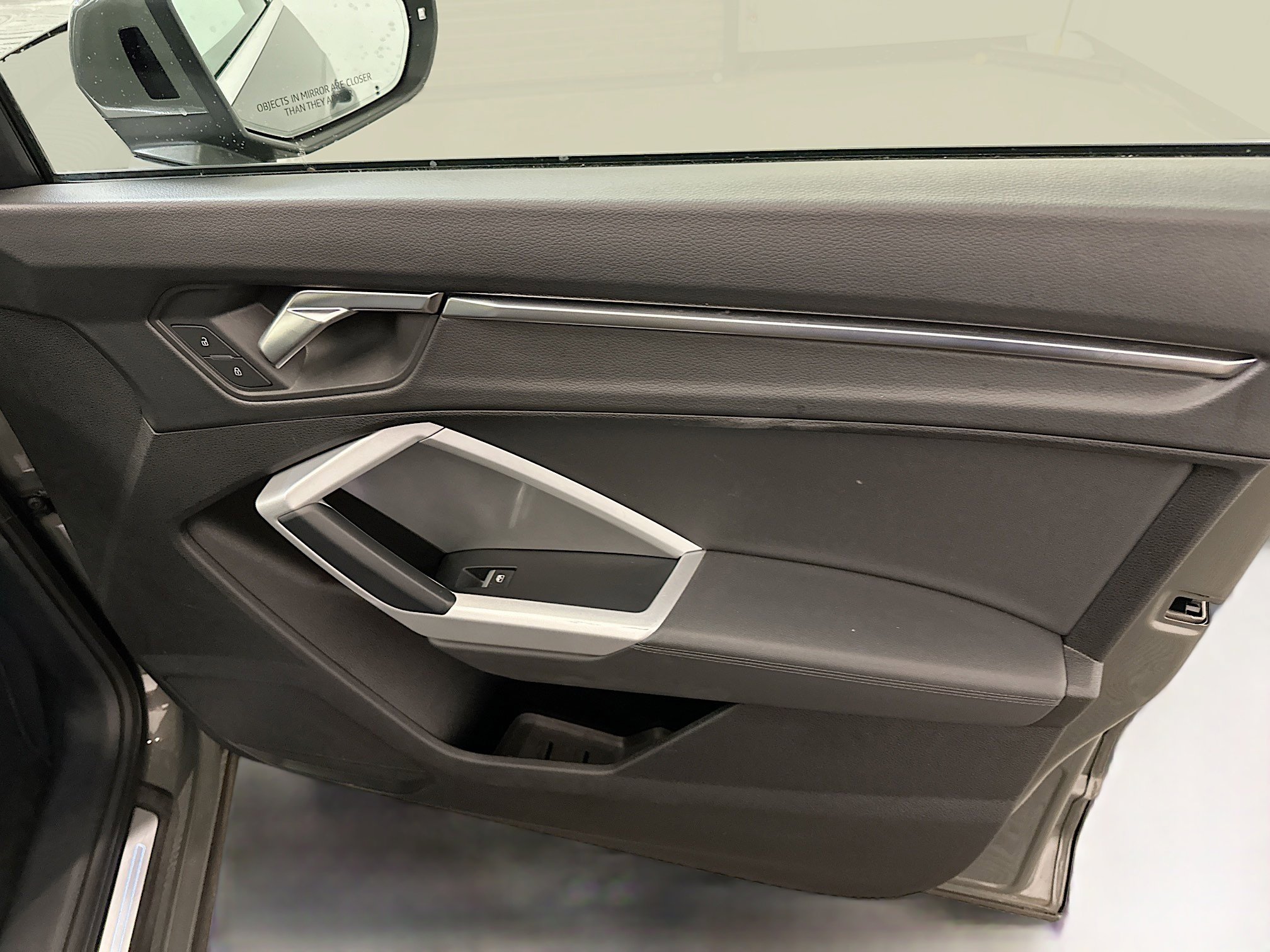 Used 2023 Audi Q3 2.0T Premium image 34