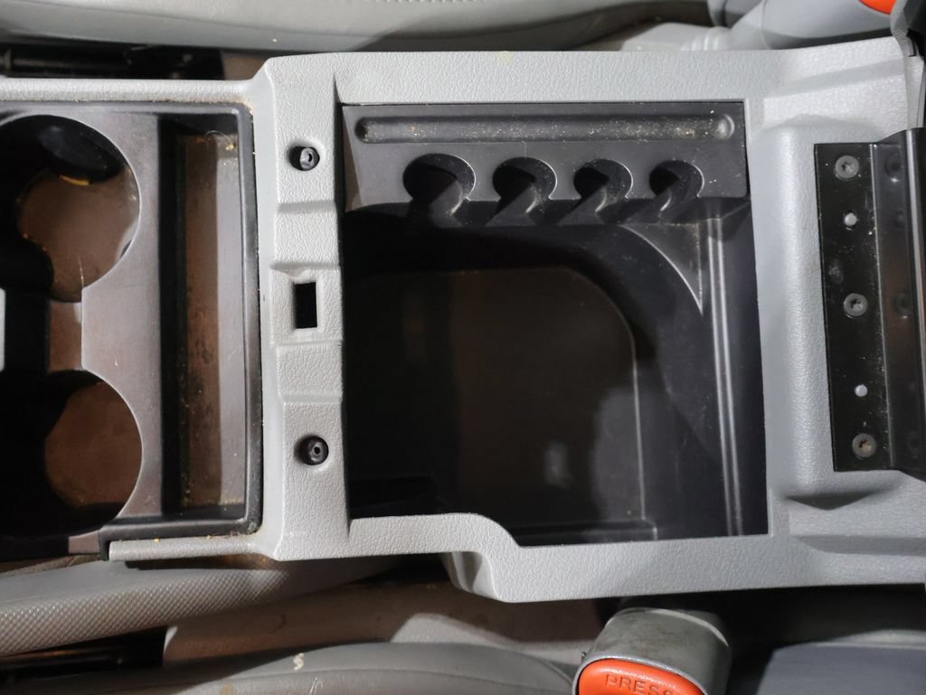 Used 2005 Jeep Grand Cherokee Limited RWD image 29