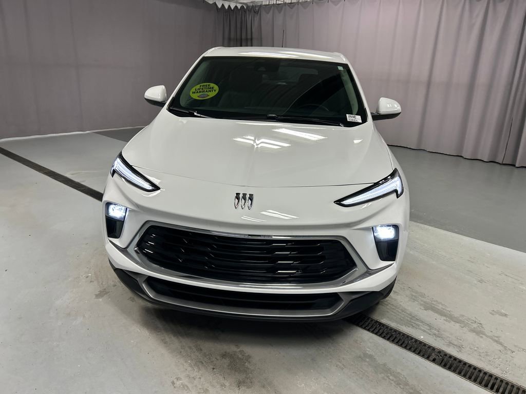 Used 2025 Buick Encore GX Preferred image 2