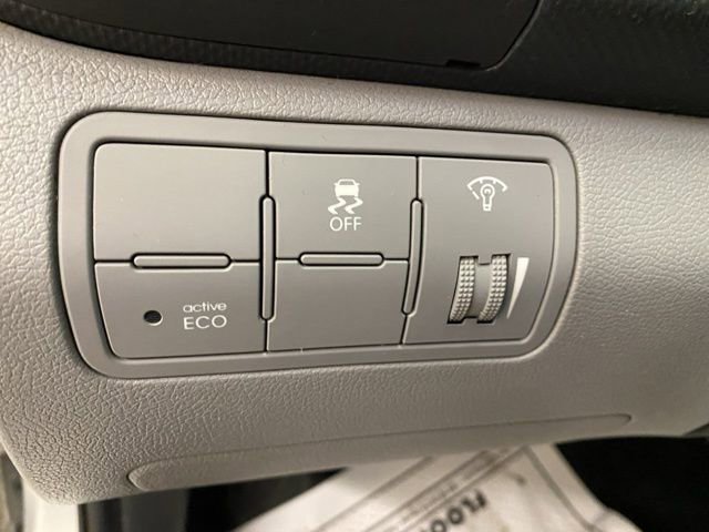 Used 2014 Hyundai Accent GLS image 15