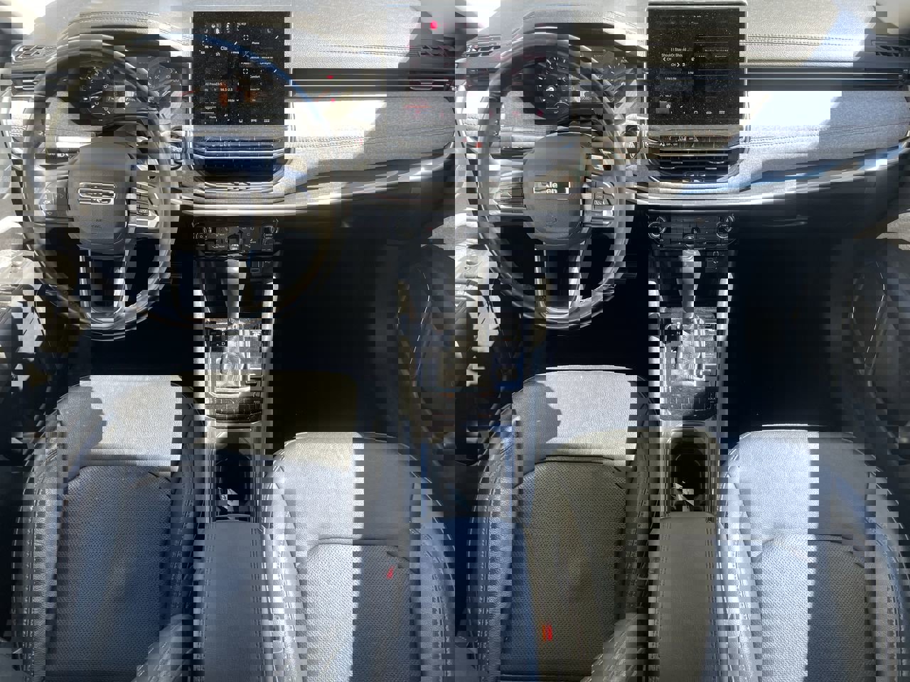 Used 2022 Jeep Compass Latitude AWD/4WD image 13