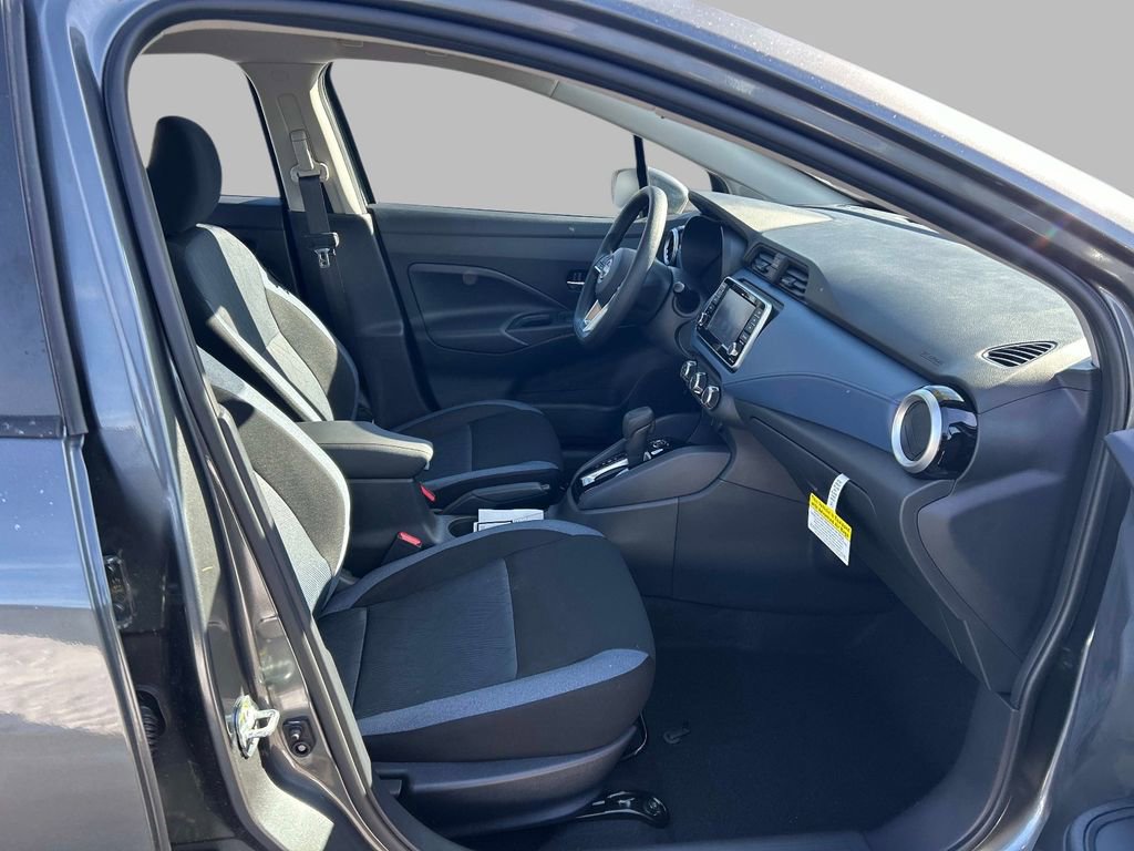 Used 2025 Nissan Versa SV w/ Trunk Package image 17