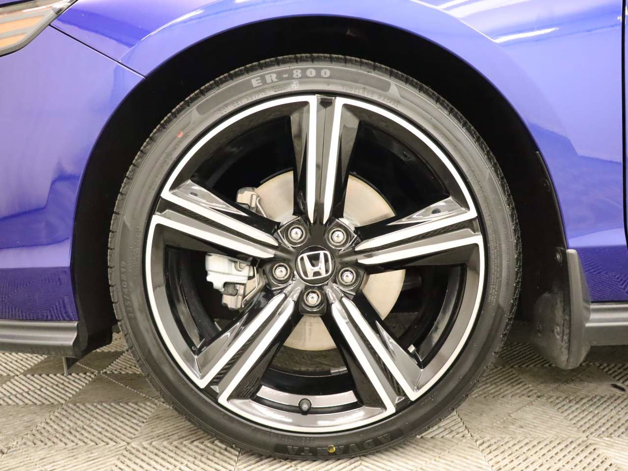 Used 2023 Honda Accord Sport image 6