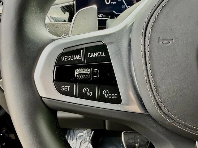 Used 2026 BMW X7 xDrive40i w/ M Sport Package AWD/4WD image 25