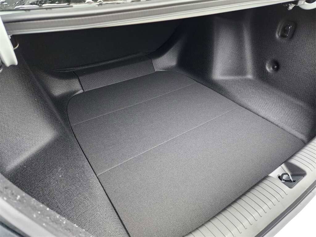 Certified 2023 Honda Accord LX image 13