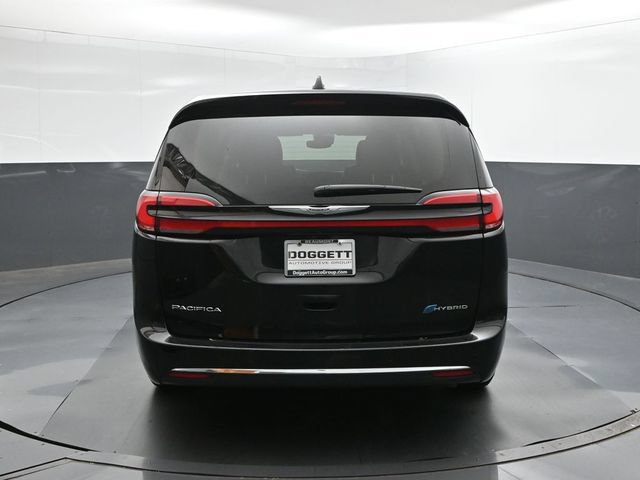 Used 2024 Chrysler Pacifica Limited FWD image 5