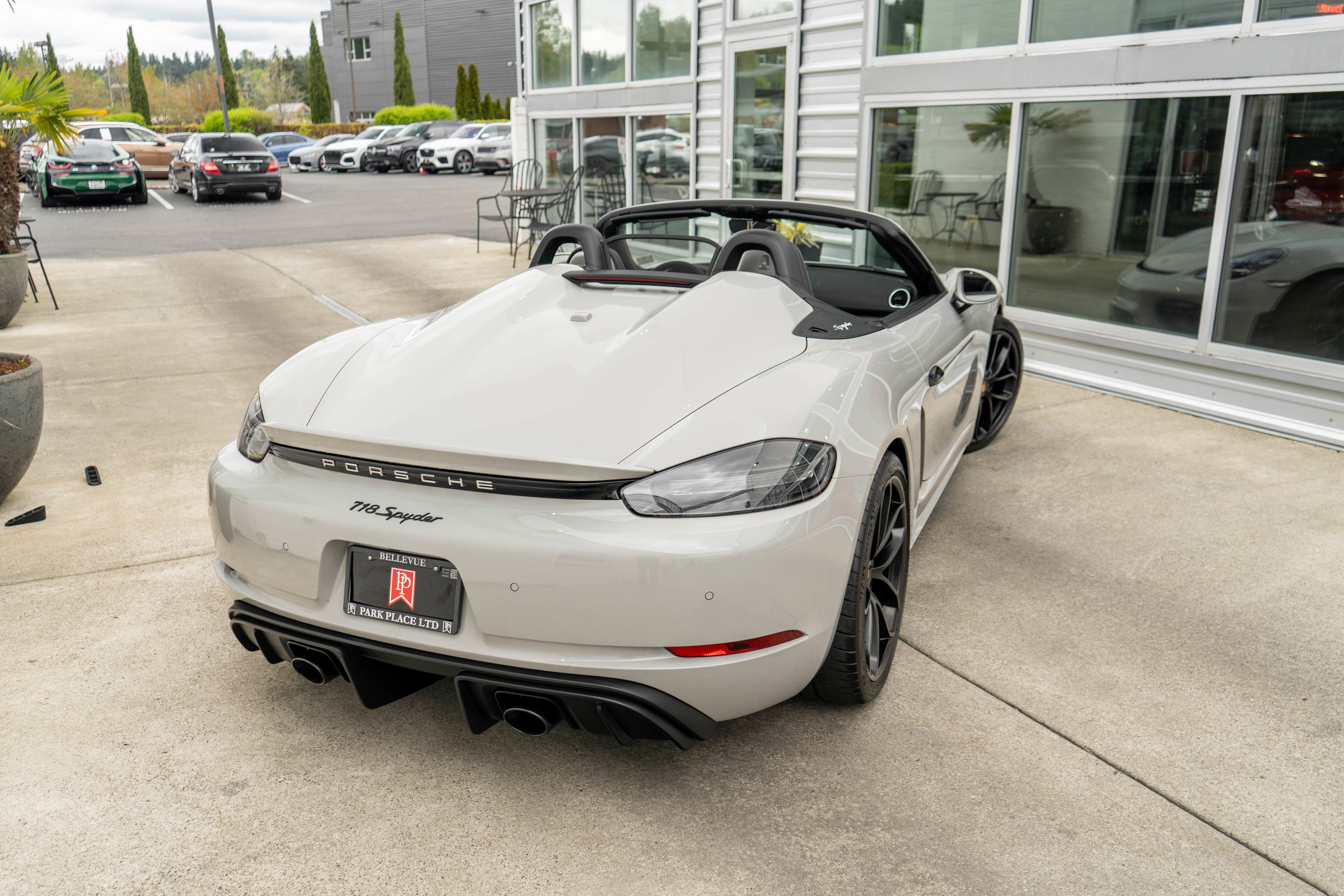 Used 2022 Porsche 718 Boxster Spyder w/ Light Design Package RWD image 6