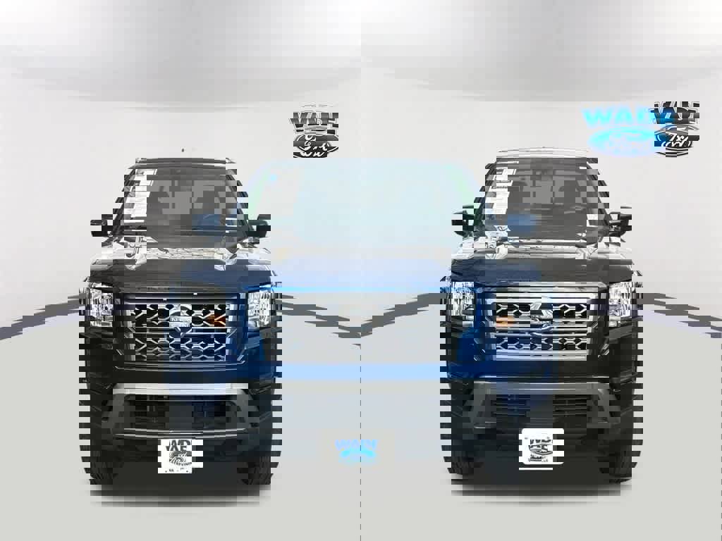 Used 2022 Nissan Frontier SV w/ Technology Package image 2