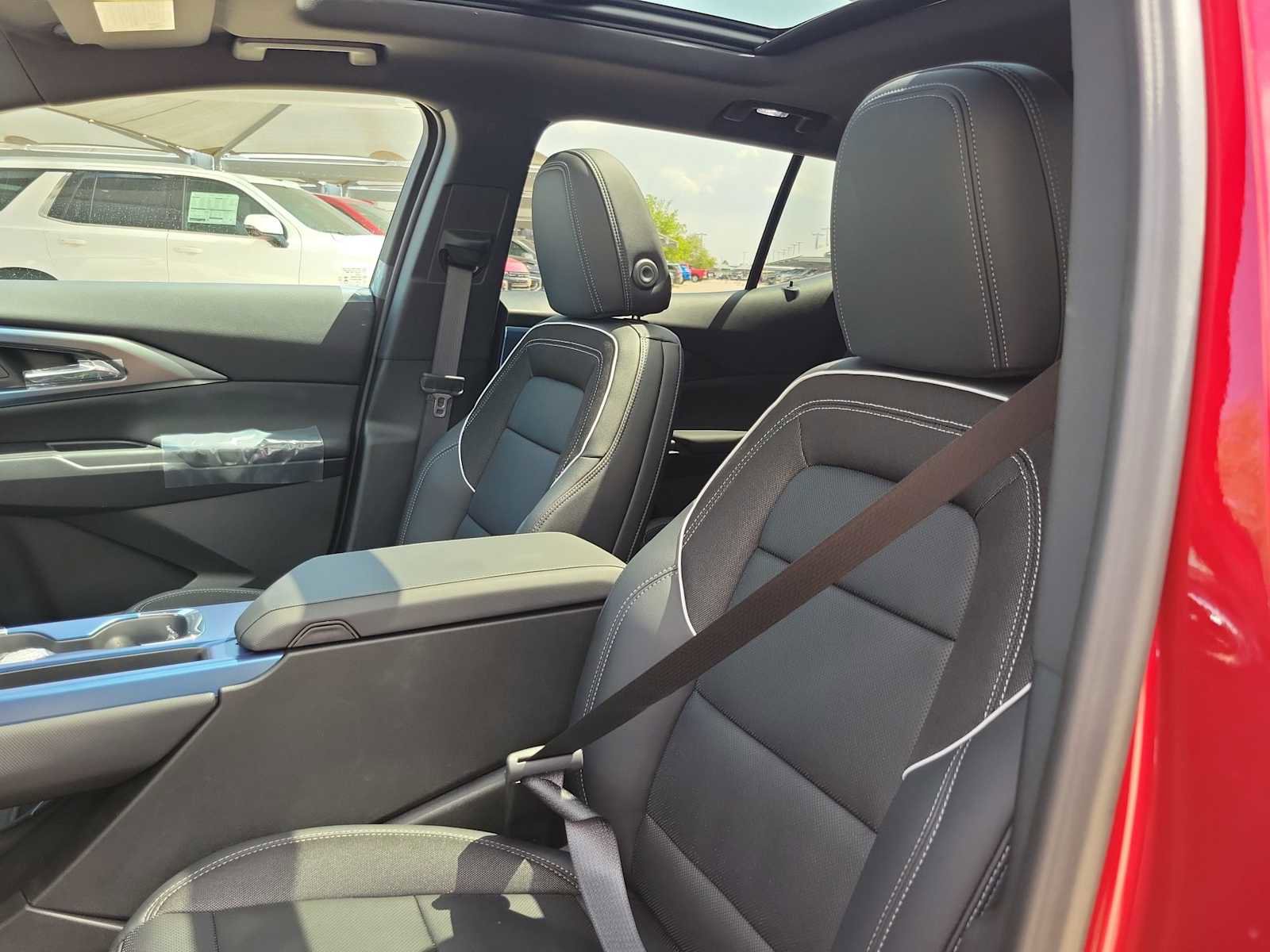 New 2025 Chevrolet Equinox EV LT w/ Convenience Package II FWD image 19