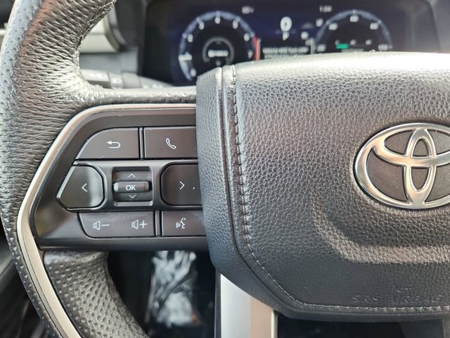 Used 2024 Toyota Tacoma TRD Off-Road image 19