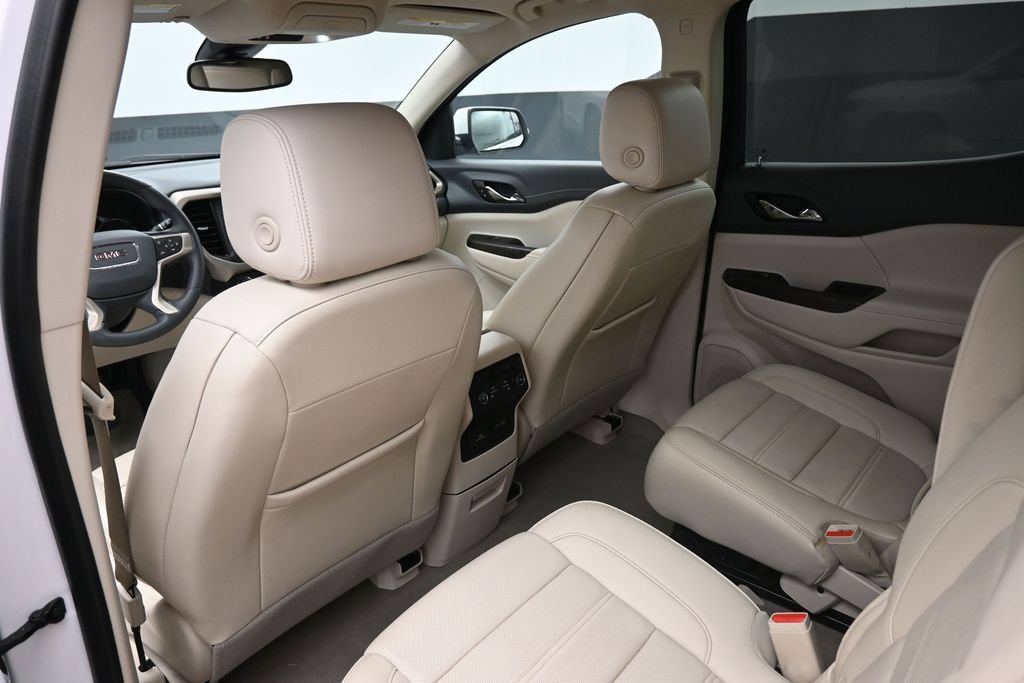 Used 2023 GMC Acadia Denali AWD/4WD image 8
